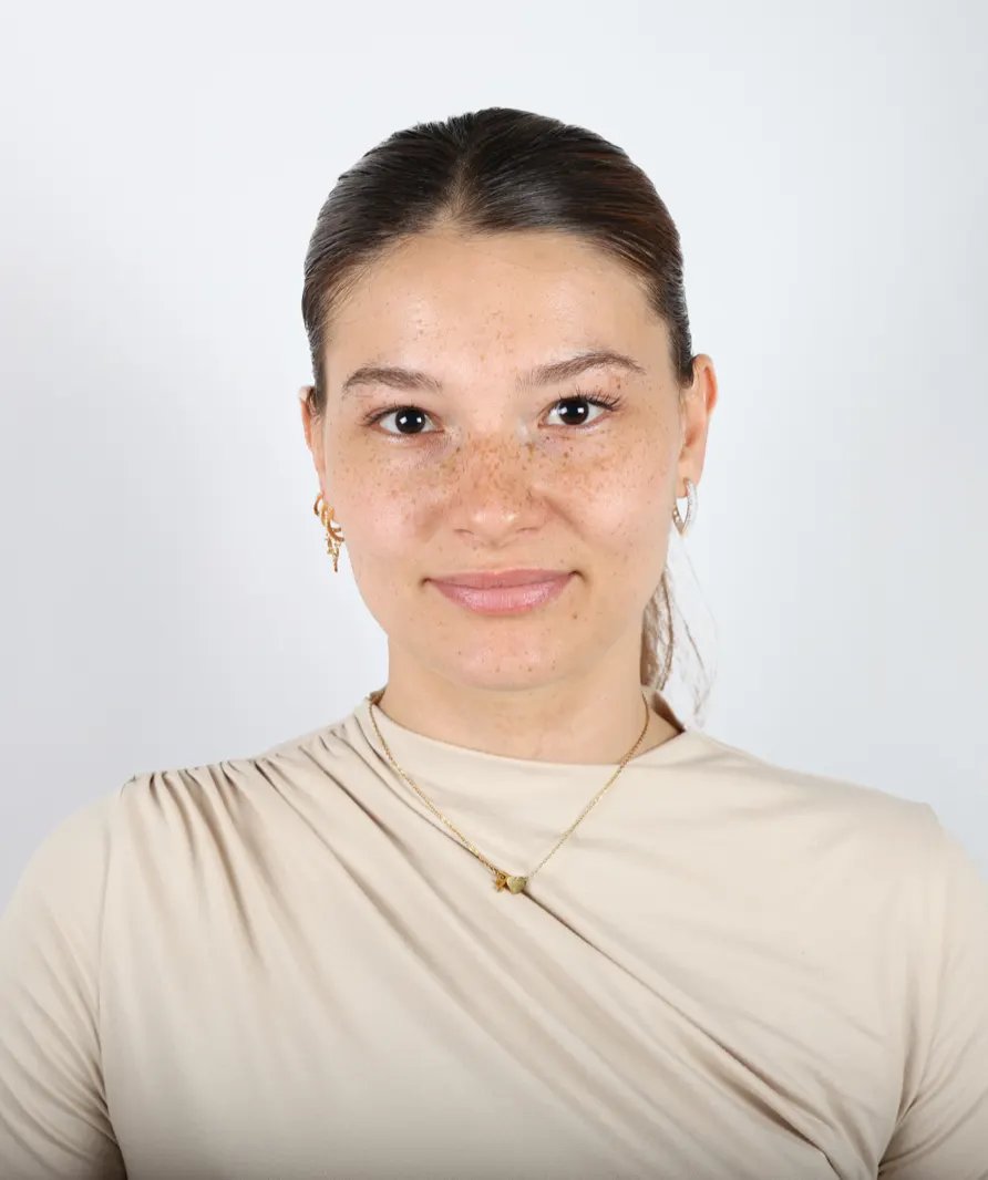 Havva — deutschsprachige Patientenkoordinatorin bei Tantalya Dental Clinic, Antalya